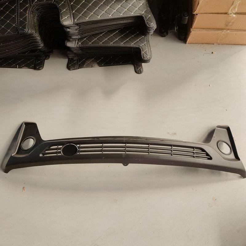 WG1664245004 OEM Bumper Right Section for HOWO Truck