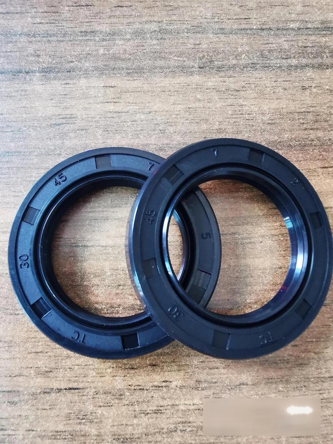 Genuine Oil Seal for HOWO Drive Axle OEM 810W96503-0442