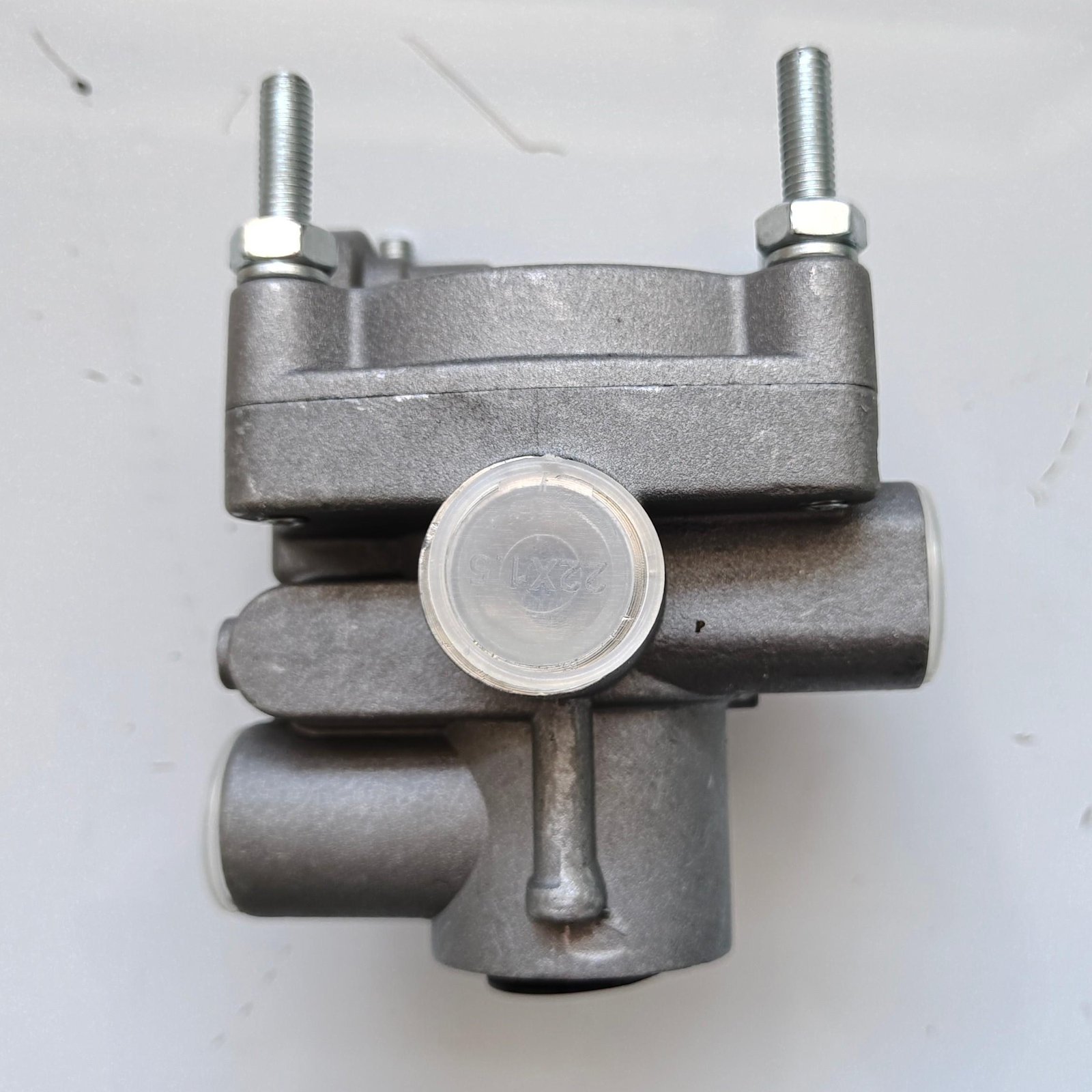 WG9000360524 Relay Valve for HOWO Truck Brake Module
