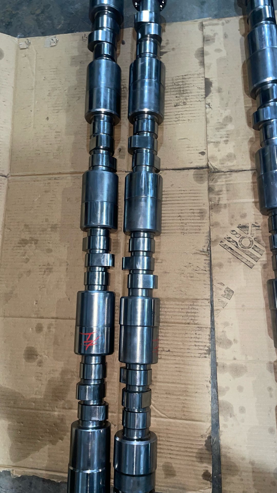 711W35604-0034 Through Shaft for HOWO Truck Drive Axle