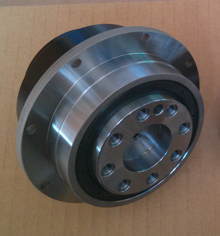 wG2210100035/1 HOWO Output Flange 180 Face Teeth