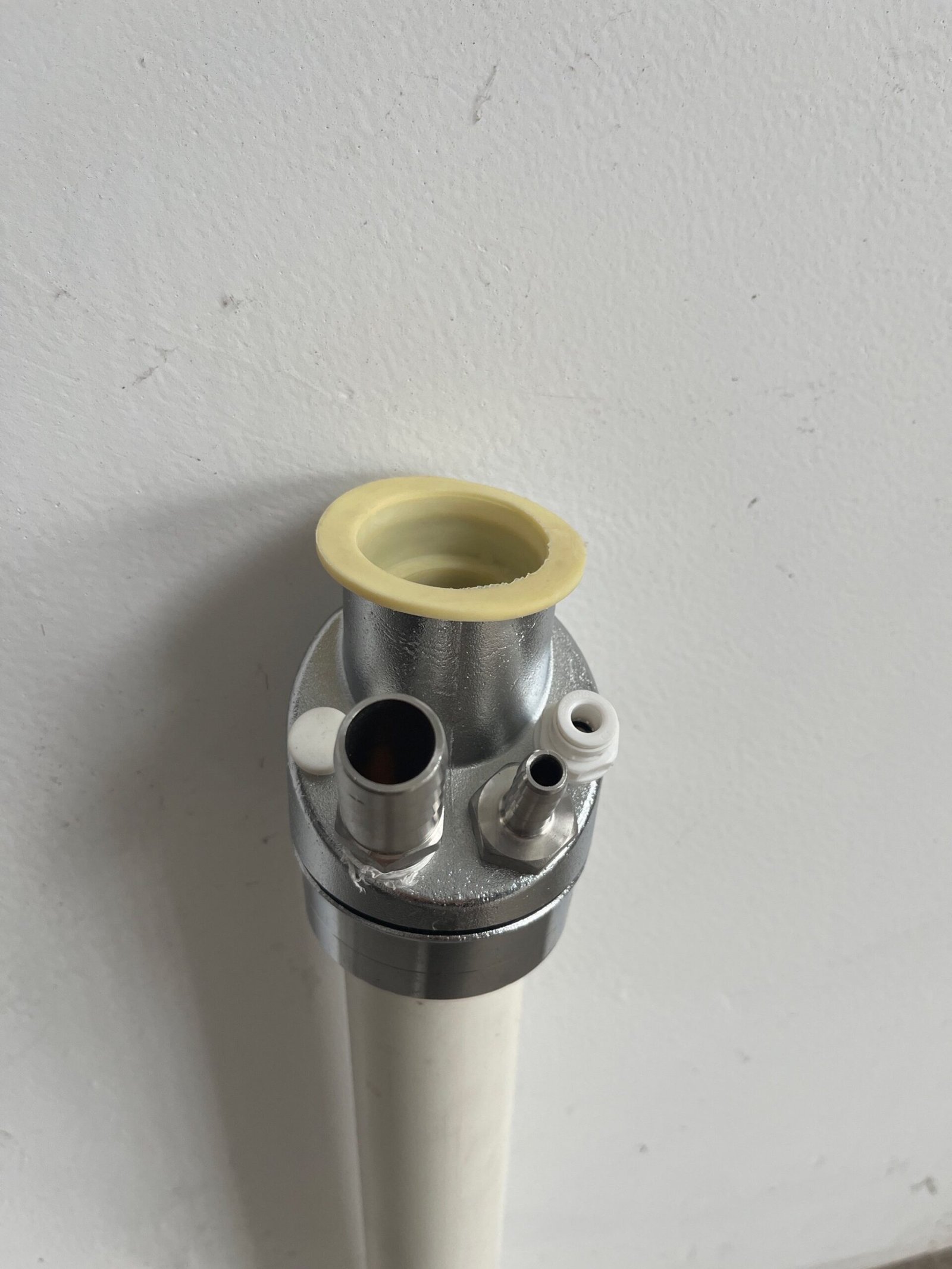 HOWO Truck Cab T-type Tee Connector 810W98131-0122 Part
